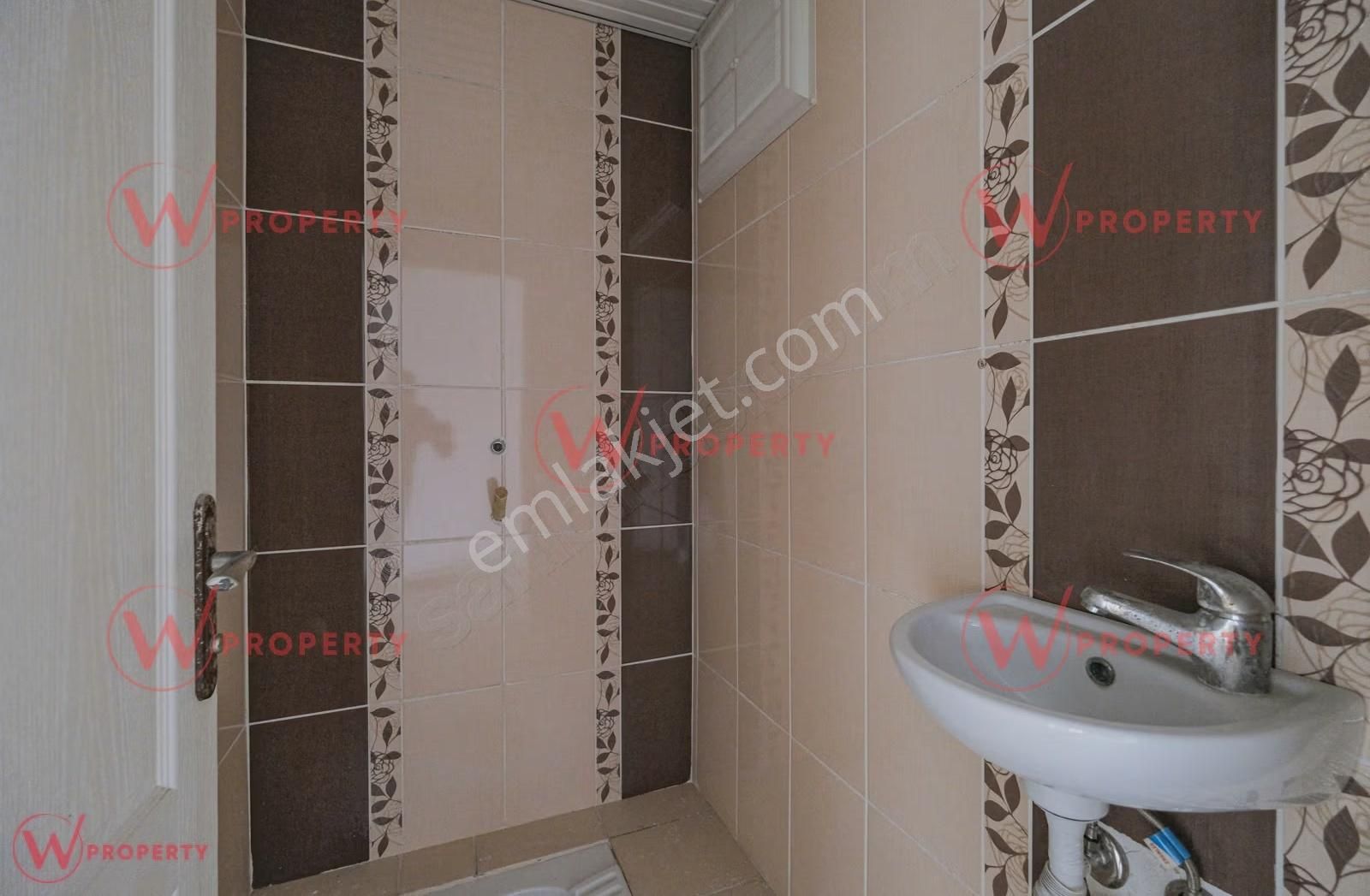 W Property Hürriyette İçel Koleji Yakını Doğalgazlı Kiralık 3+1 - Görsel 5