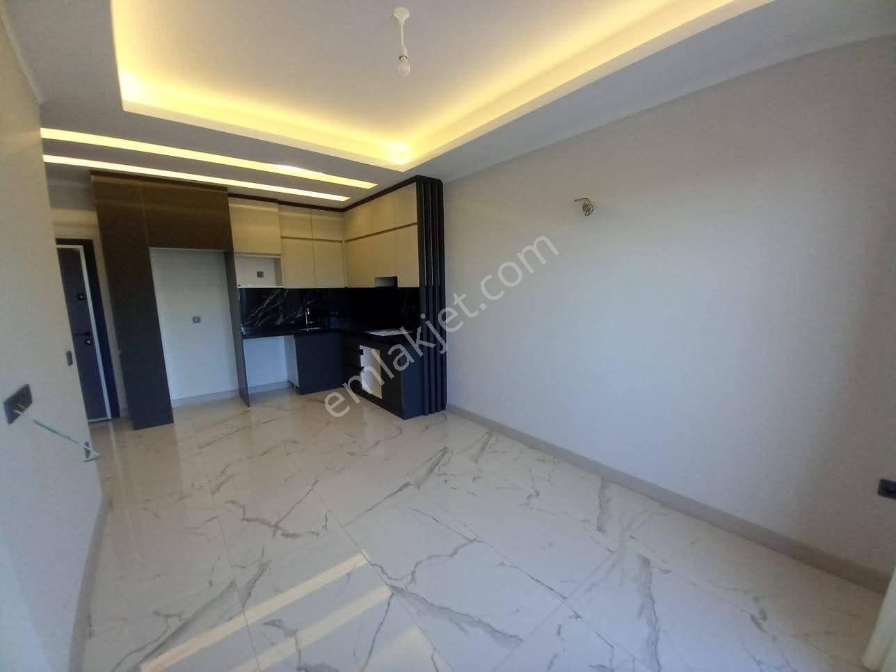 Alanya Oba Mahallesi Lüks Site İçi 1+1 - Görsel 7