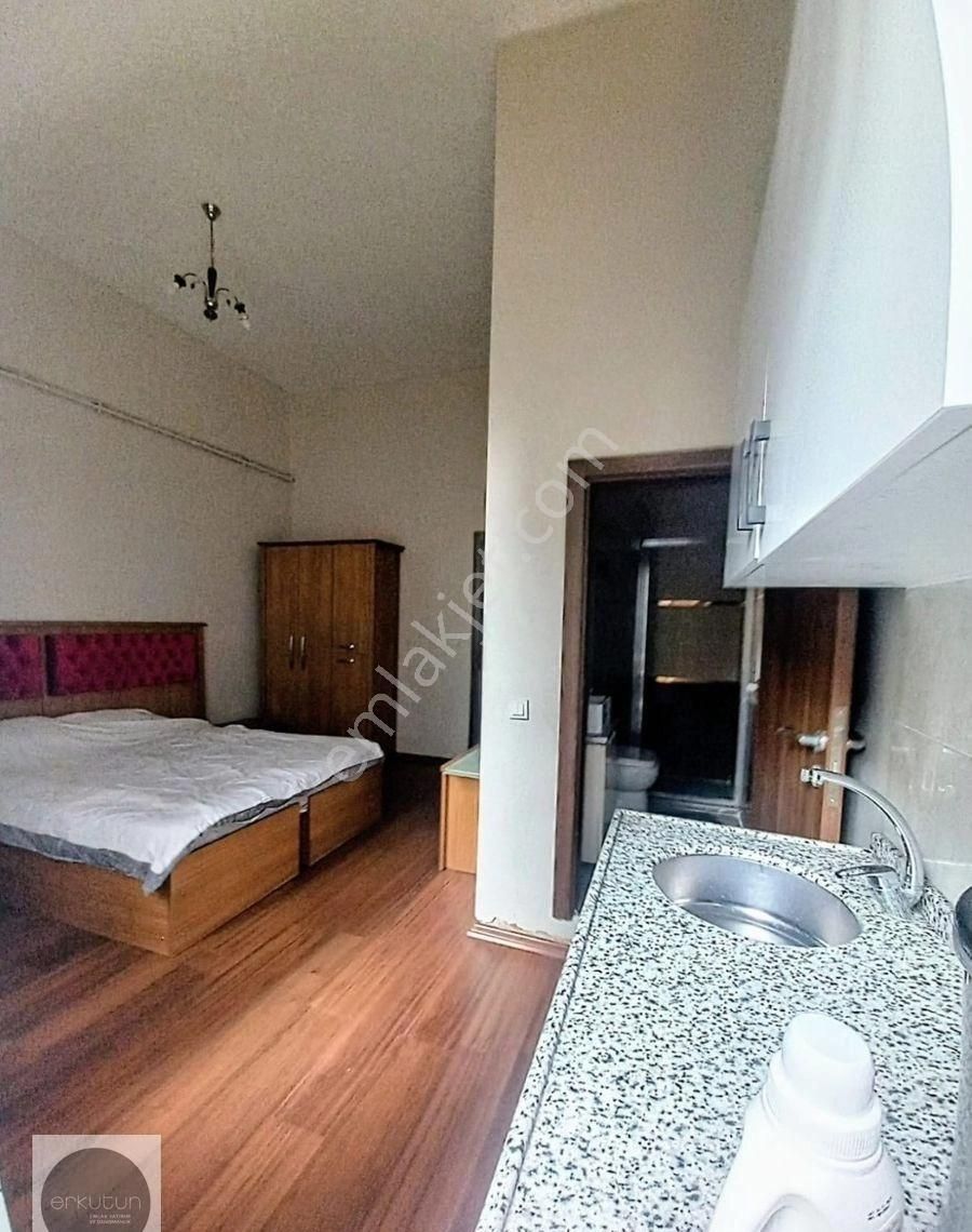 Erkutun'dan Pangaltı, Ergenekon Caddesi'nde, 2. Derece Tarihi Eser Satılık Bina - Görsel 11