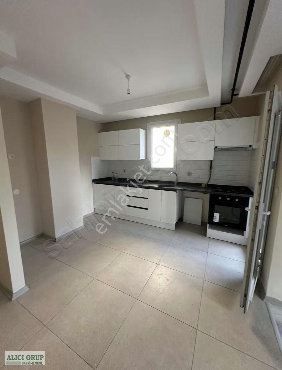 Kıvanç Tatlı Arka Tarafı Hasarsız Doğalgazlı Kiralık 2+1 Daire - Görsel 15