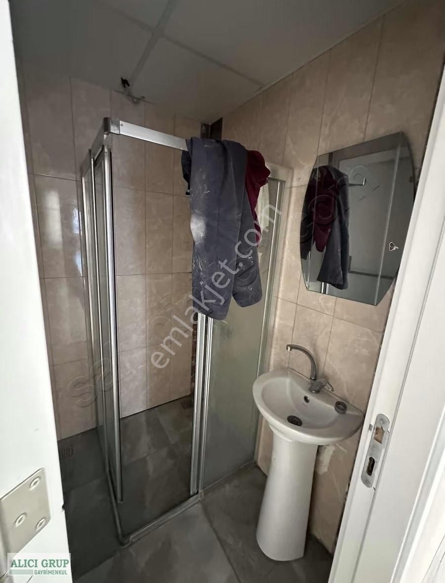 Kıvanç Tatlı Arka Tarafı Hasarsız Doğalgazlı Kiralık 2+1 Daire - Görsel 2