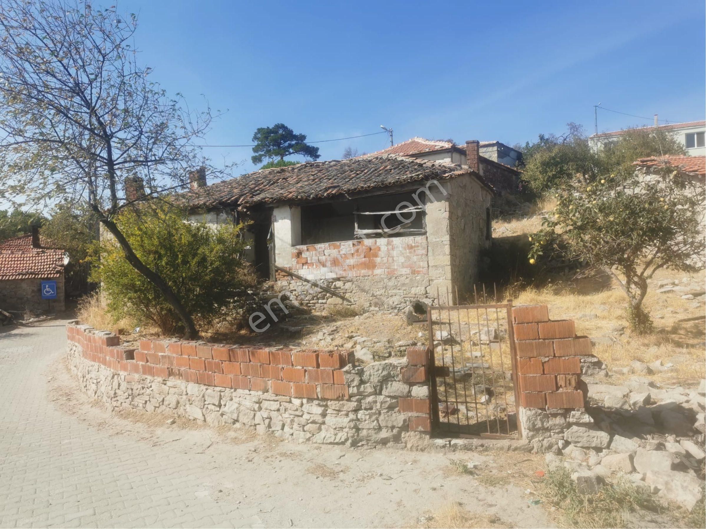 Müstakil Kayıtlı Taş Ev