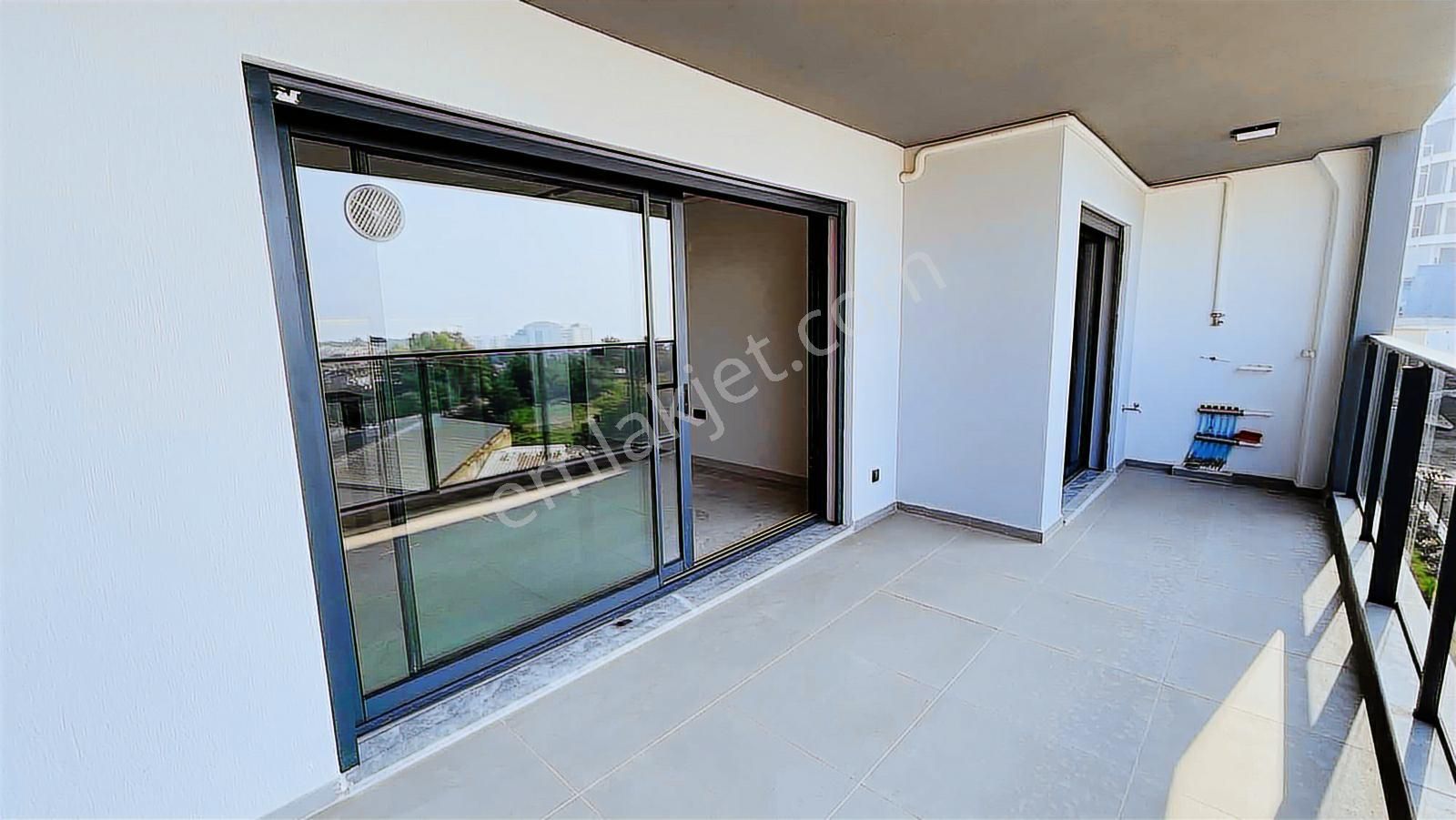 Deniz Manzaralı Doğalgazlı 2+1 Kiralık Daire - Görsel 4