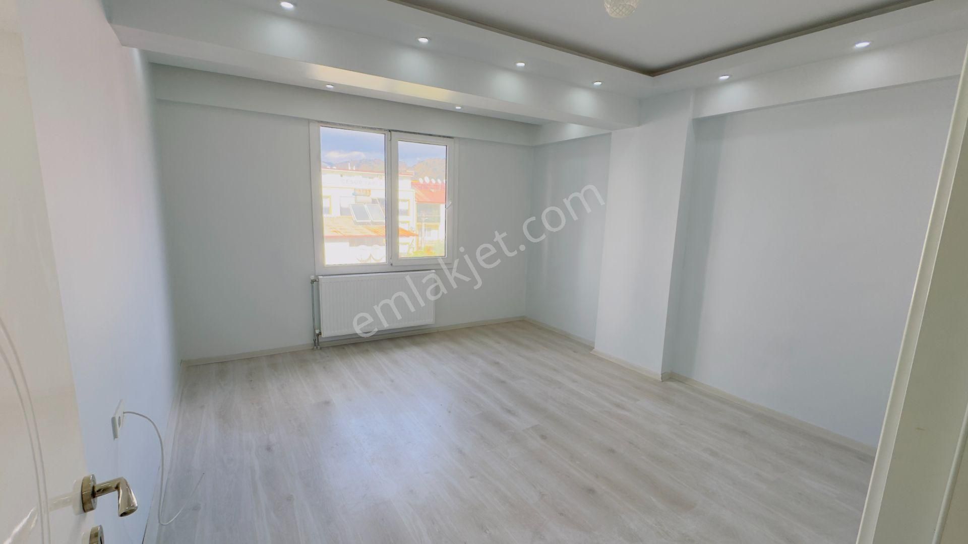 Pınarbaşı'nda Satılık 250 M2 Çatı Dubleks - Görsel 33