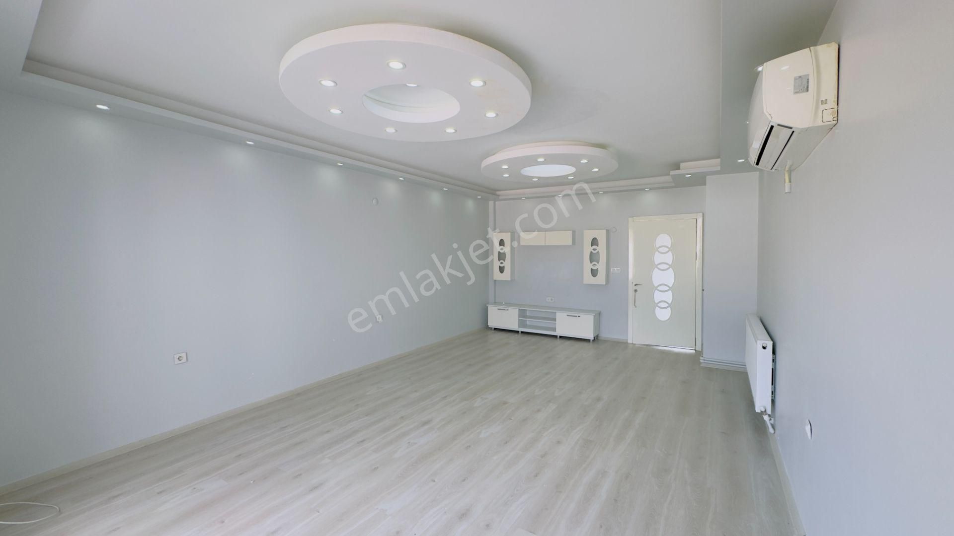 Pınarbaşı'nda Satılık 250 M2 Çatı Dubleks - Görsel 24