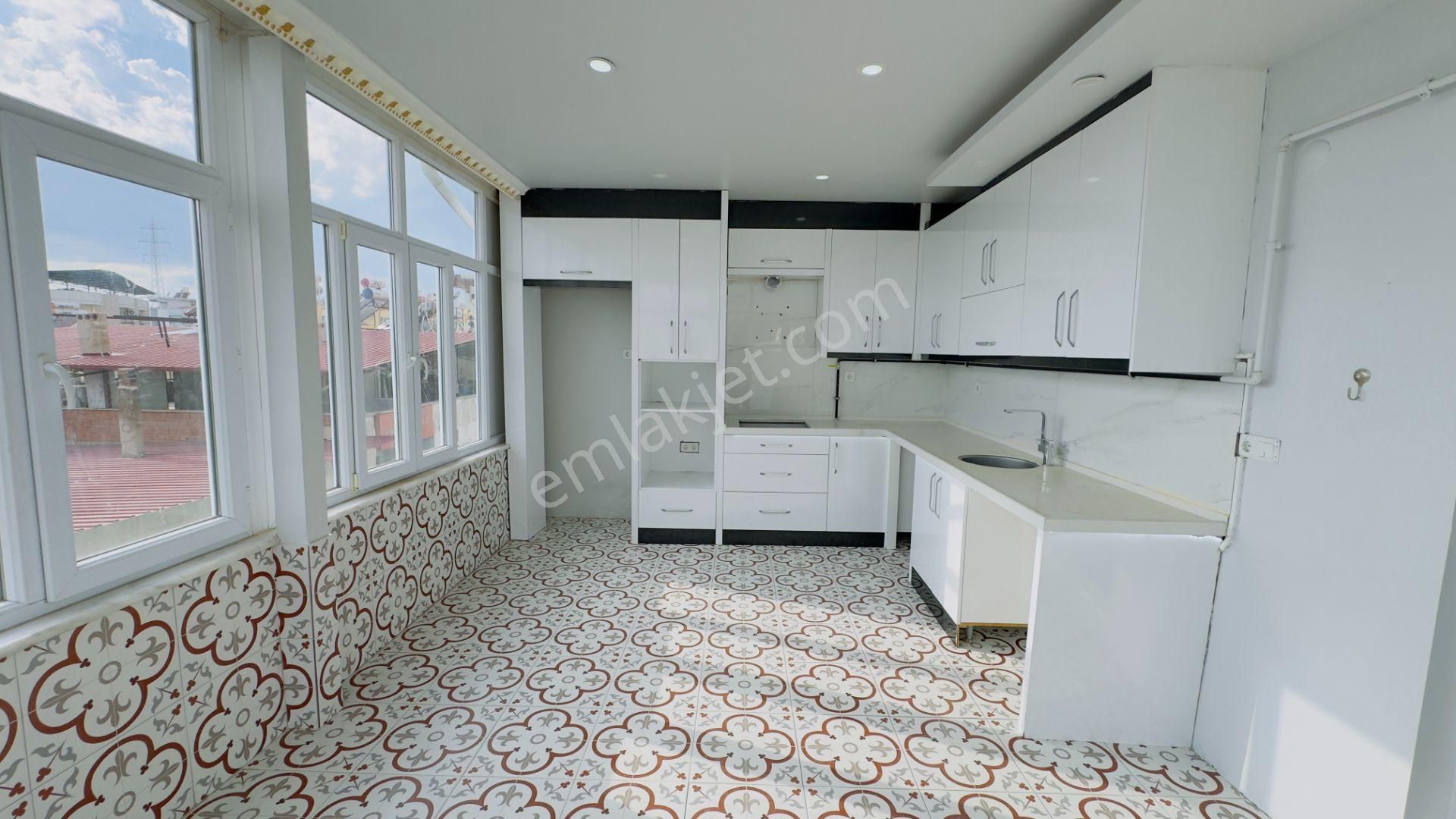 Pınarbaşı'nda Satılık 250 M2 Çatı Dubleks - Görsel 11