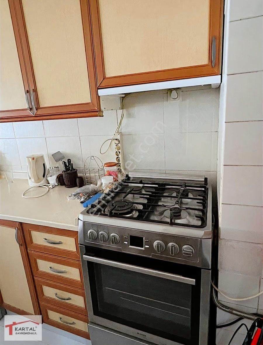 Etlik Yunus Emre Caddesi Üzerinde Ara Kat Eşyalı 3+1 - Görsel 6