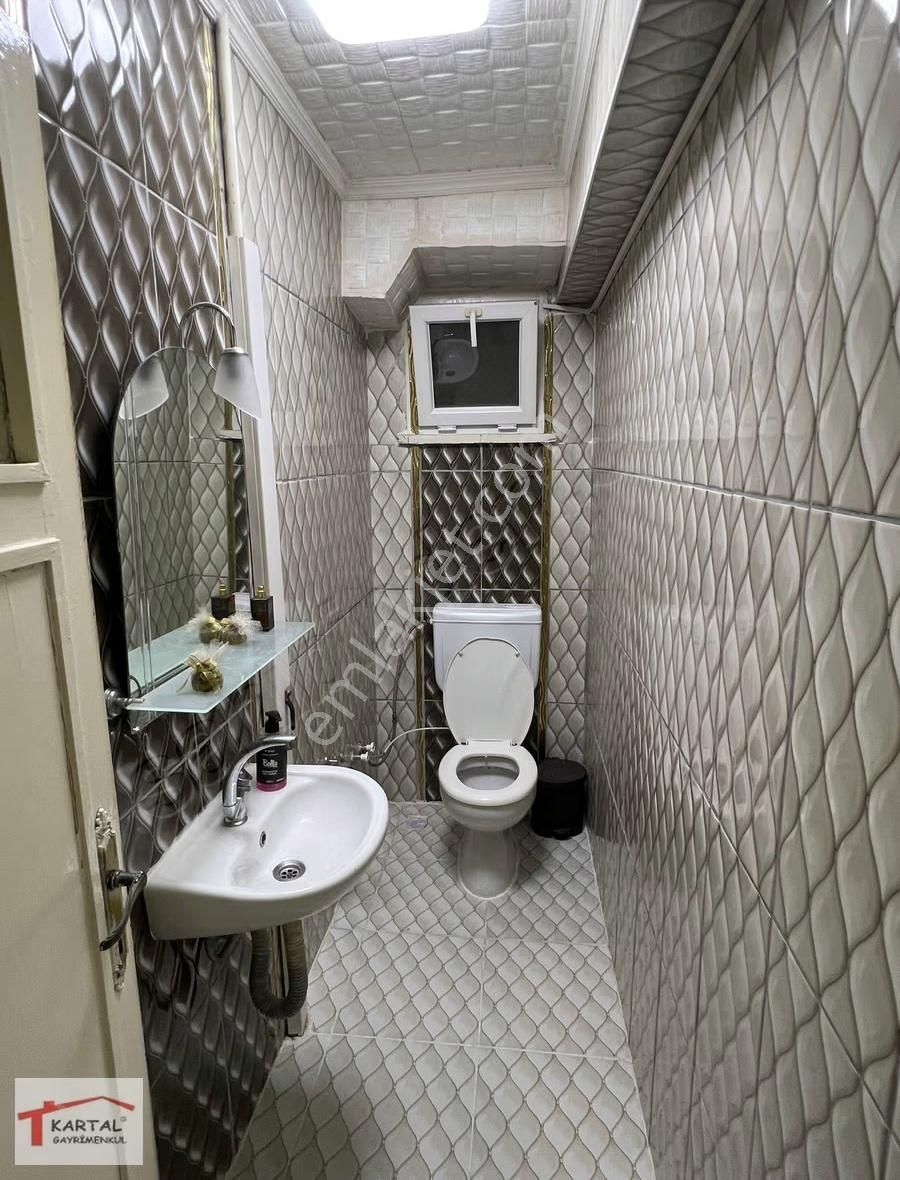 Etlik Yunus Emre Caddesi Üzerinde Ara Kat Eşyalı 3+1 - Görsel 12