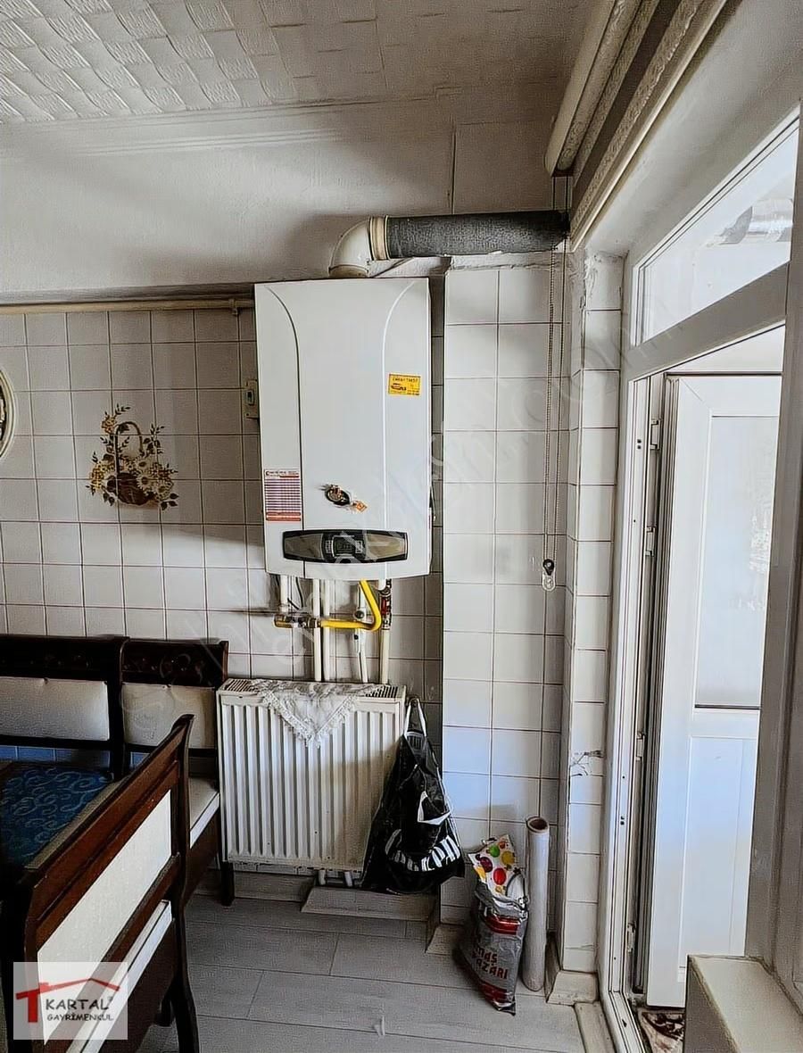 Etlik Yunus Emre Caddesi Üzerinde Ara Kat Eşyalı 3+1 - Görsel 10