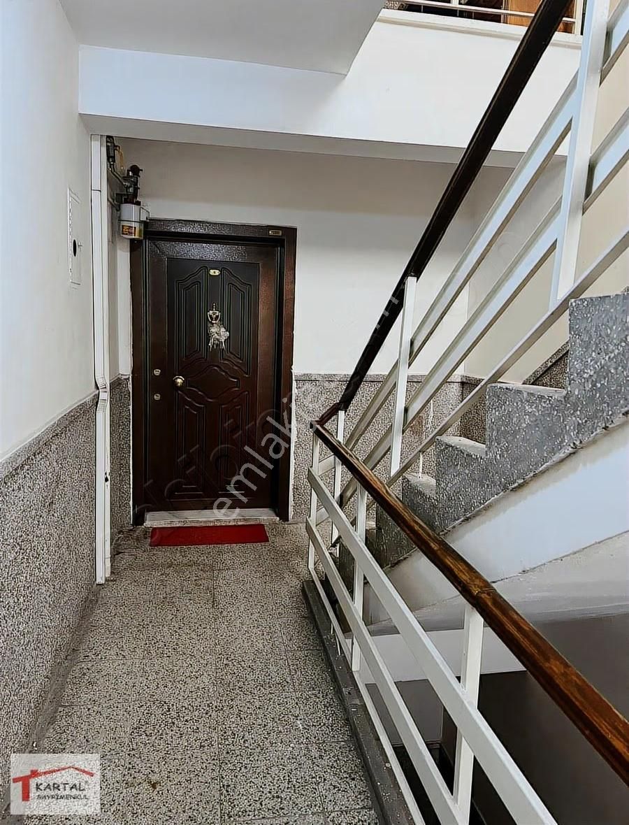 Etlik Yunus Emre Caddesi Üzerinde Ara Kat Eşyalı 3+1 - Görsel 9