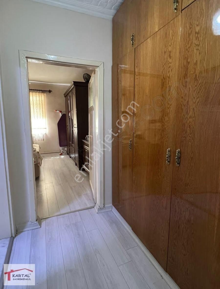 Etlik Yunus Emre Caddesi Üzerinde Ara Kat Eşyalı 3+1 - Görsel 5