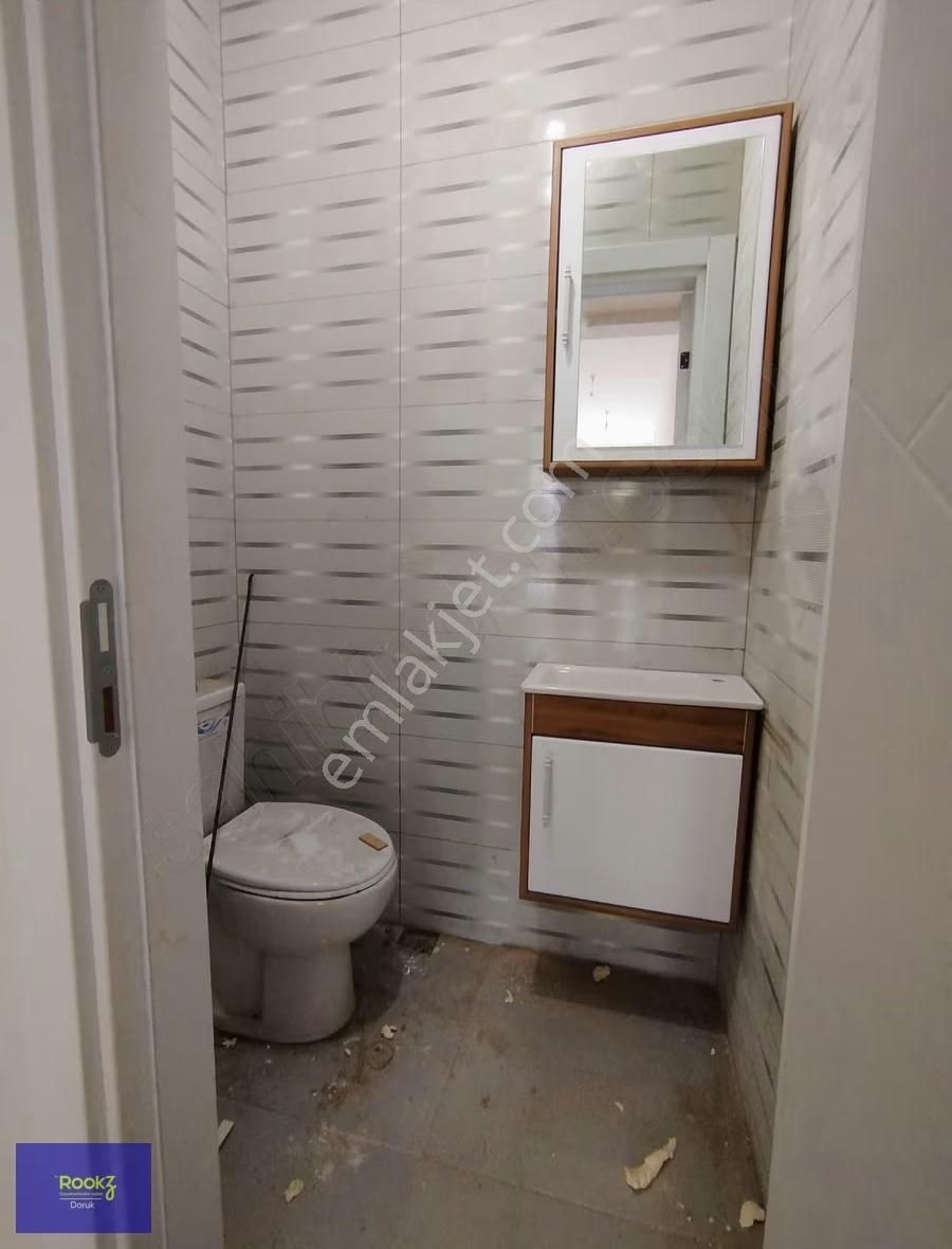 Rookzdoruk'dn Tuzla'da İki Ana Caddede Yaya-araç Trafiği Yoğun!! - Görsel 13