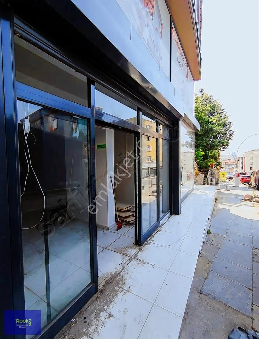 Rookzdoruk'dn Tuzla'da İki Ana Caddede Yaya-araç Trafiği Yoğun!! - Görsel 4