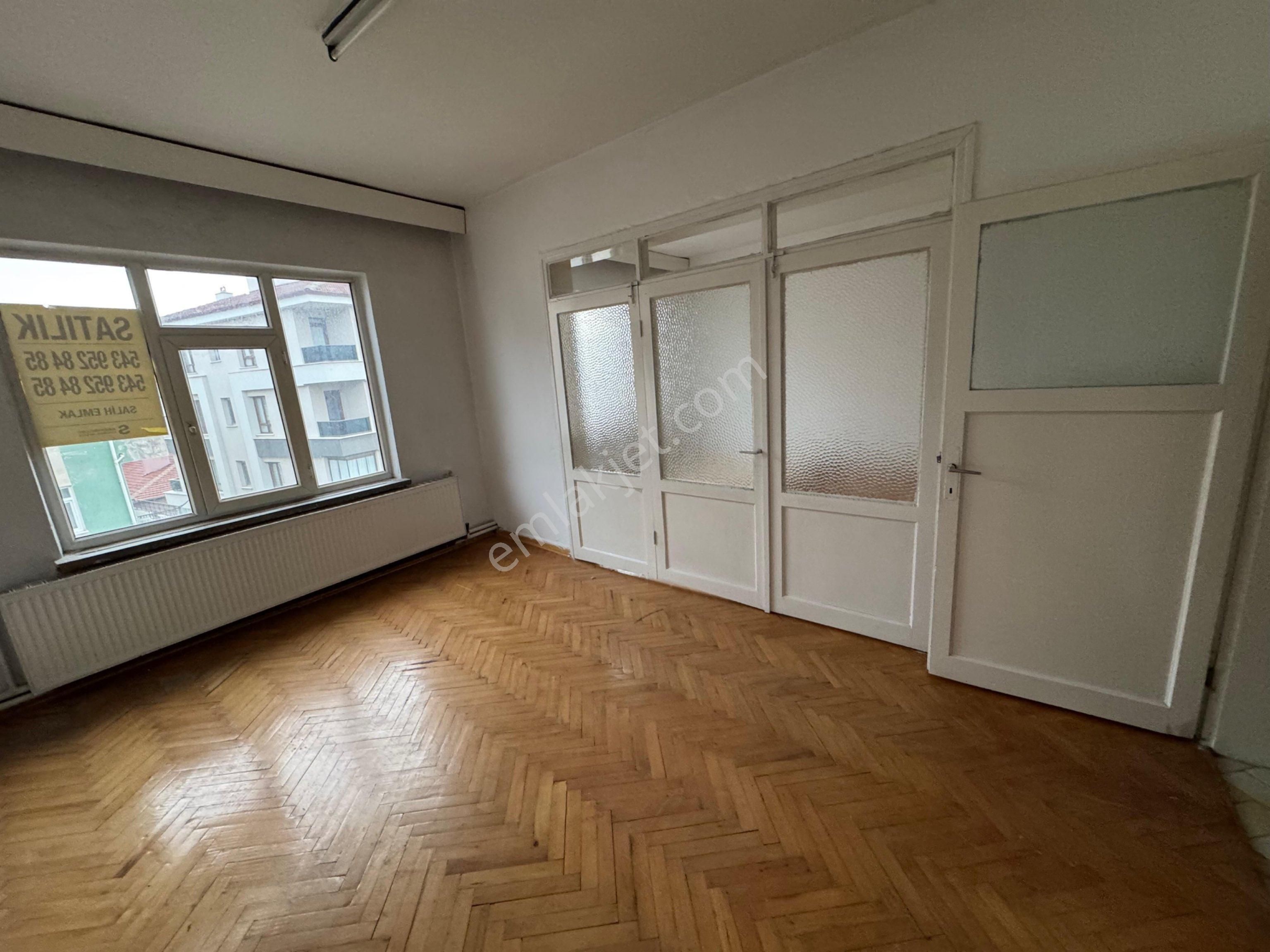 Salih Emlak Tan Vali Konağı Çıkışı Horanta Cafe Civarı Bireysel Kom .3+1 Daire - Görsel 4