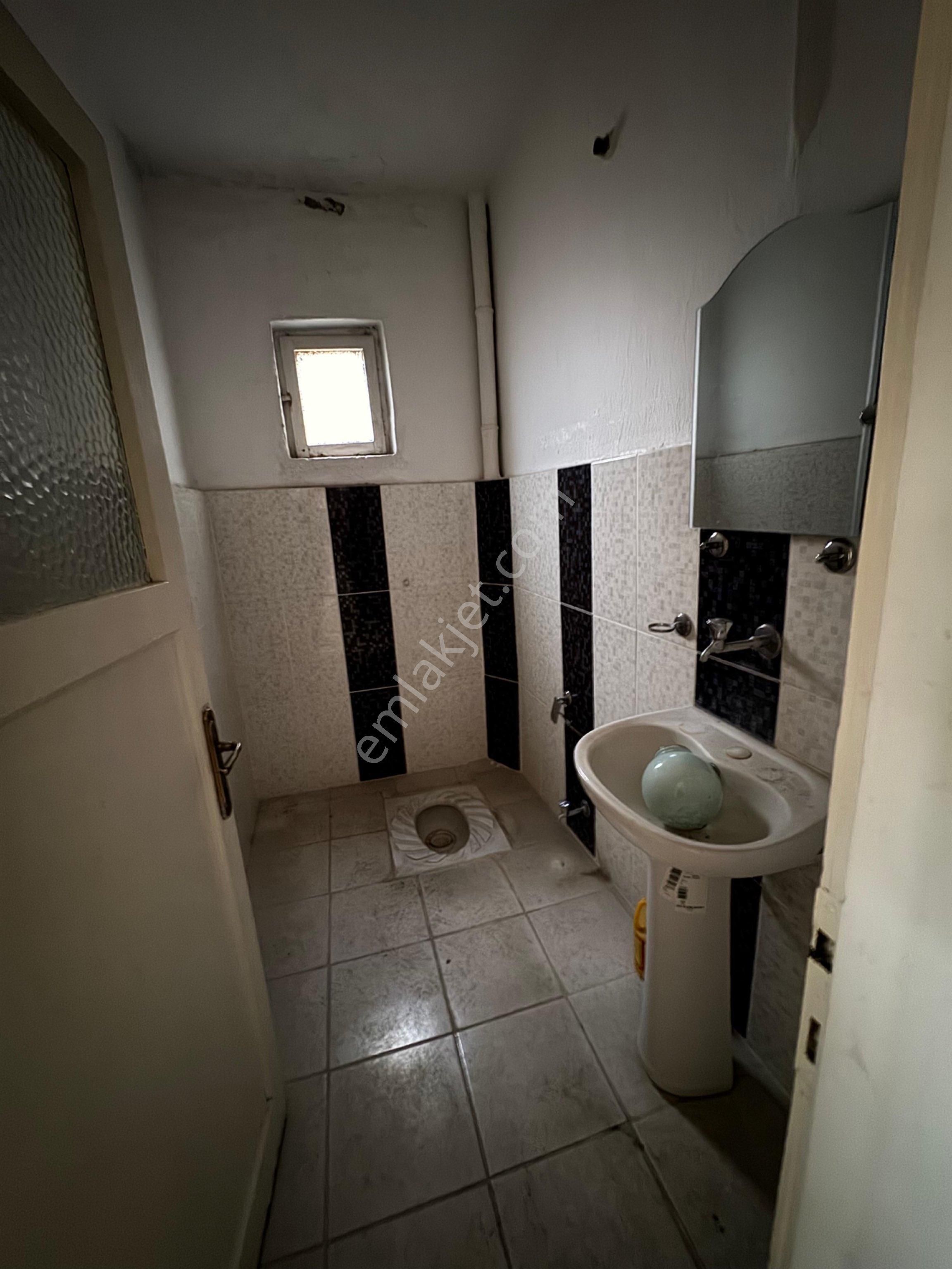 Salih Emlak Tan Vali Konağı Çıkışı Horanta Cafe Civarı Bireysel Kom .3+1 Daire - Görsel 9