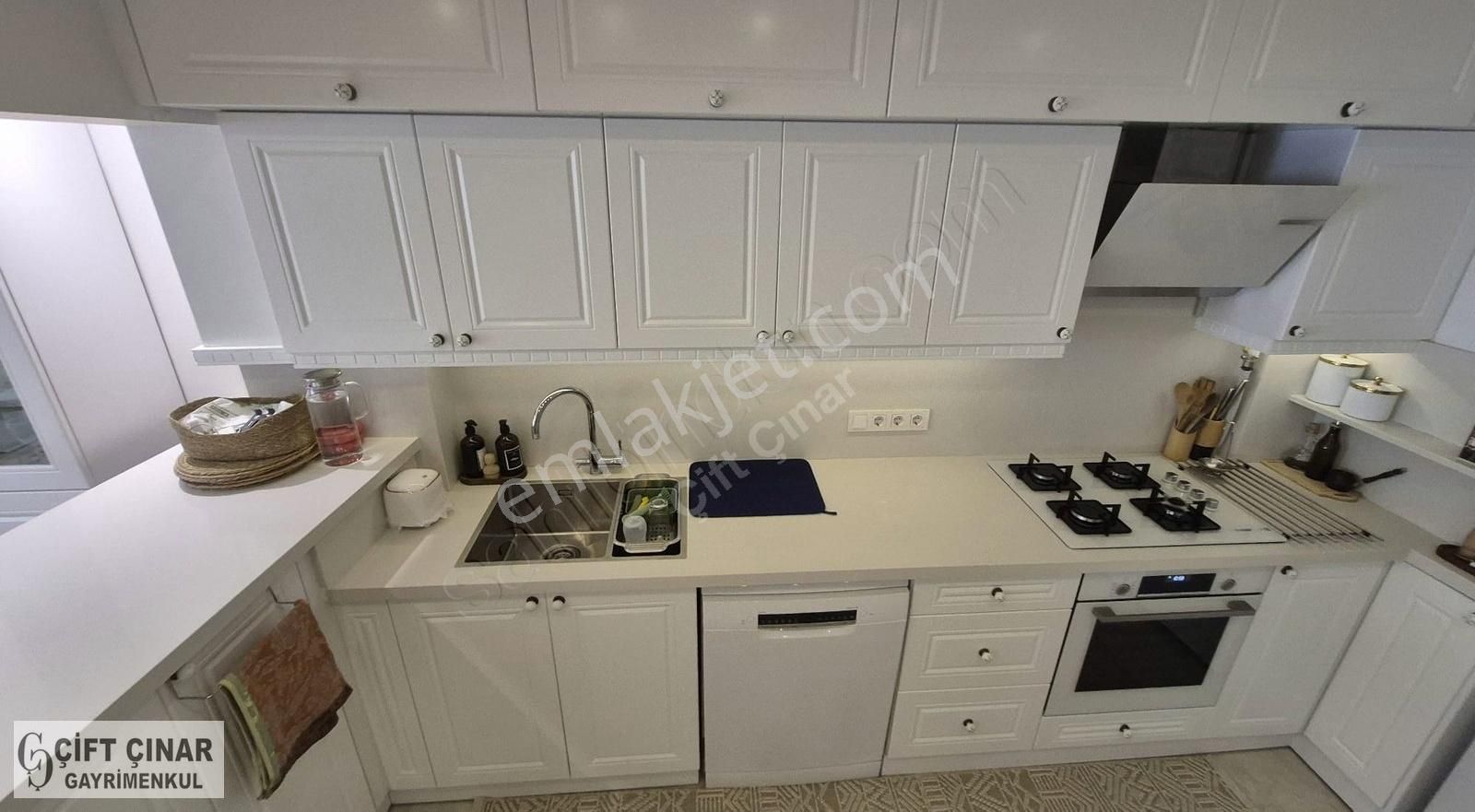 Yalı Mah.de İçi Full Yapılı Çift Cepheli Kapalı Otoparklı Daire - Görsel 35