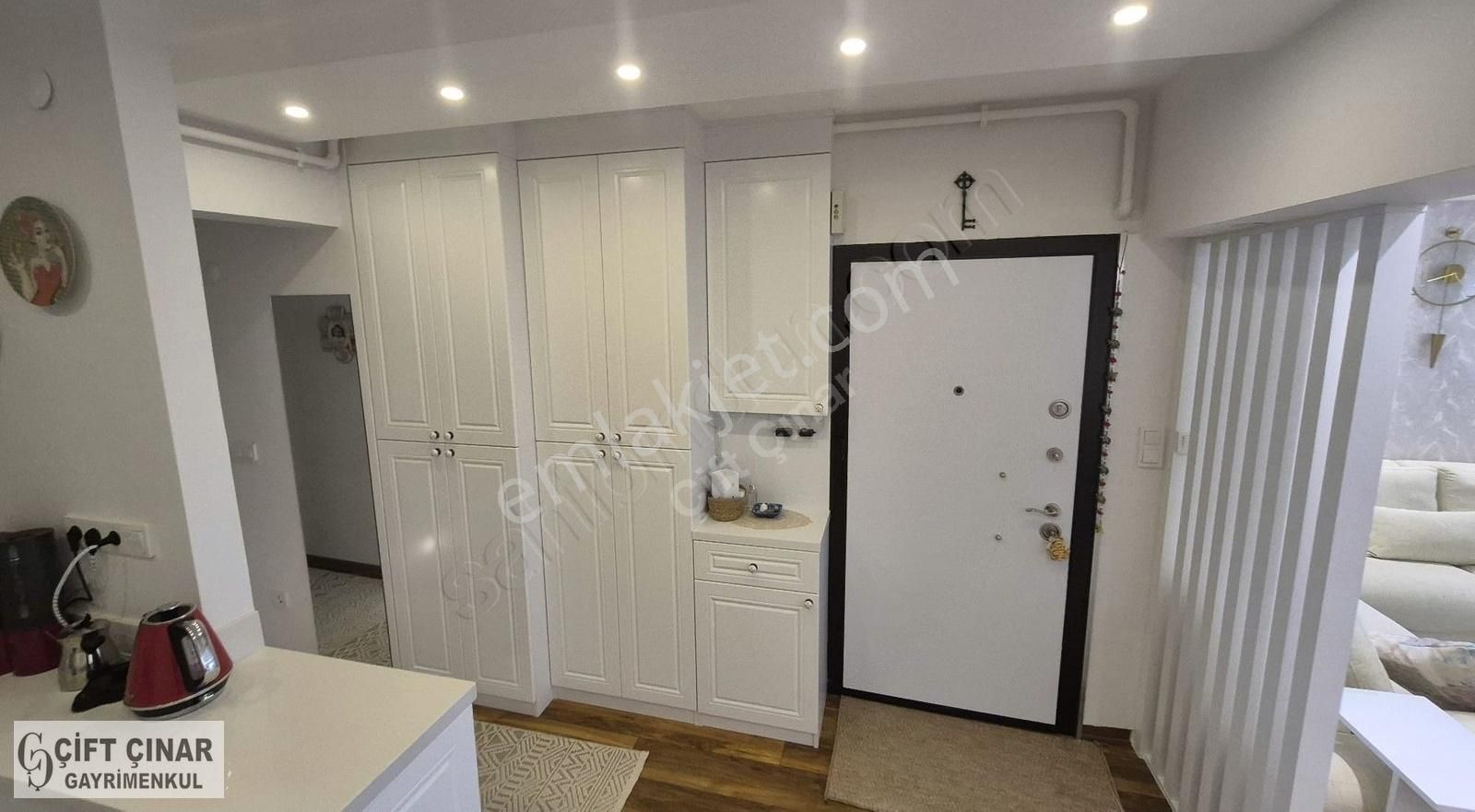 Yalı Mah.de İçi Full Yapılı Çift Cepheli Kapalı Otoparklı Daire - Görsel 18