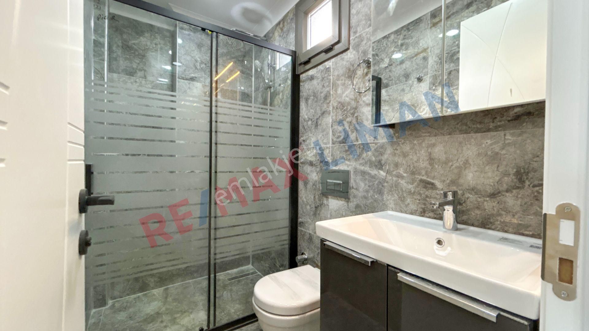 Cunda Adasında 3 Katlı Doğa,deniz Manzaralı Satılık Müstakil Ev - Görsel 14