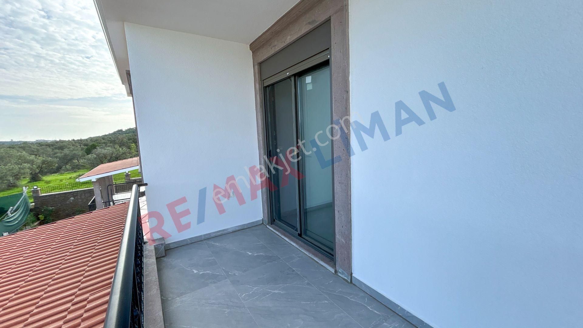 Cunda Adasında 3 Katlı Doğa,deniz Manzaralı Satılık Müstakil Ev - Görsel 21