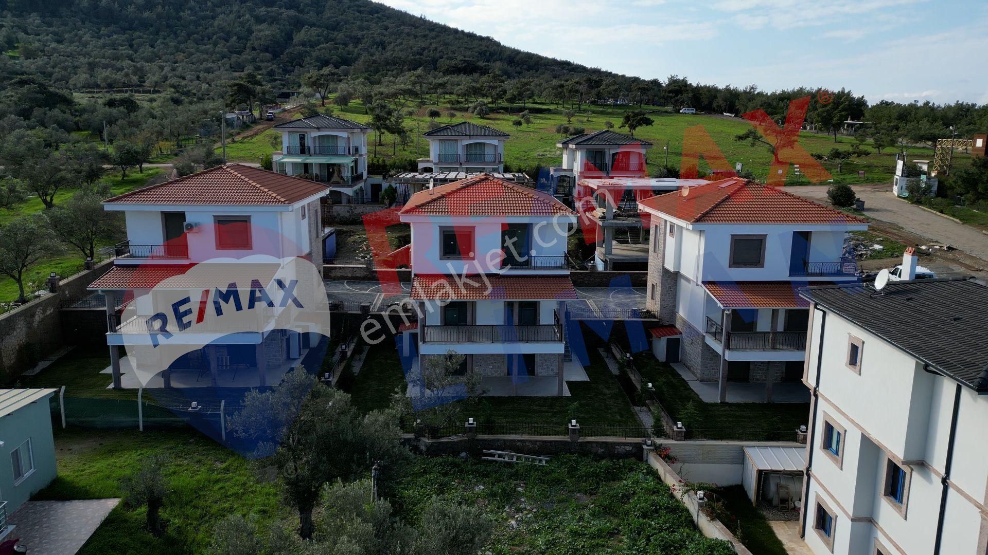 Cunda Adasında 3 Katlı Doğa,deniz Manzaralı Satılık Müstakil Ev - Görsel 35