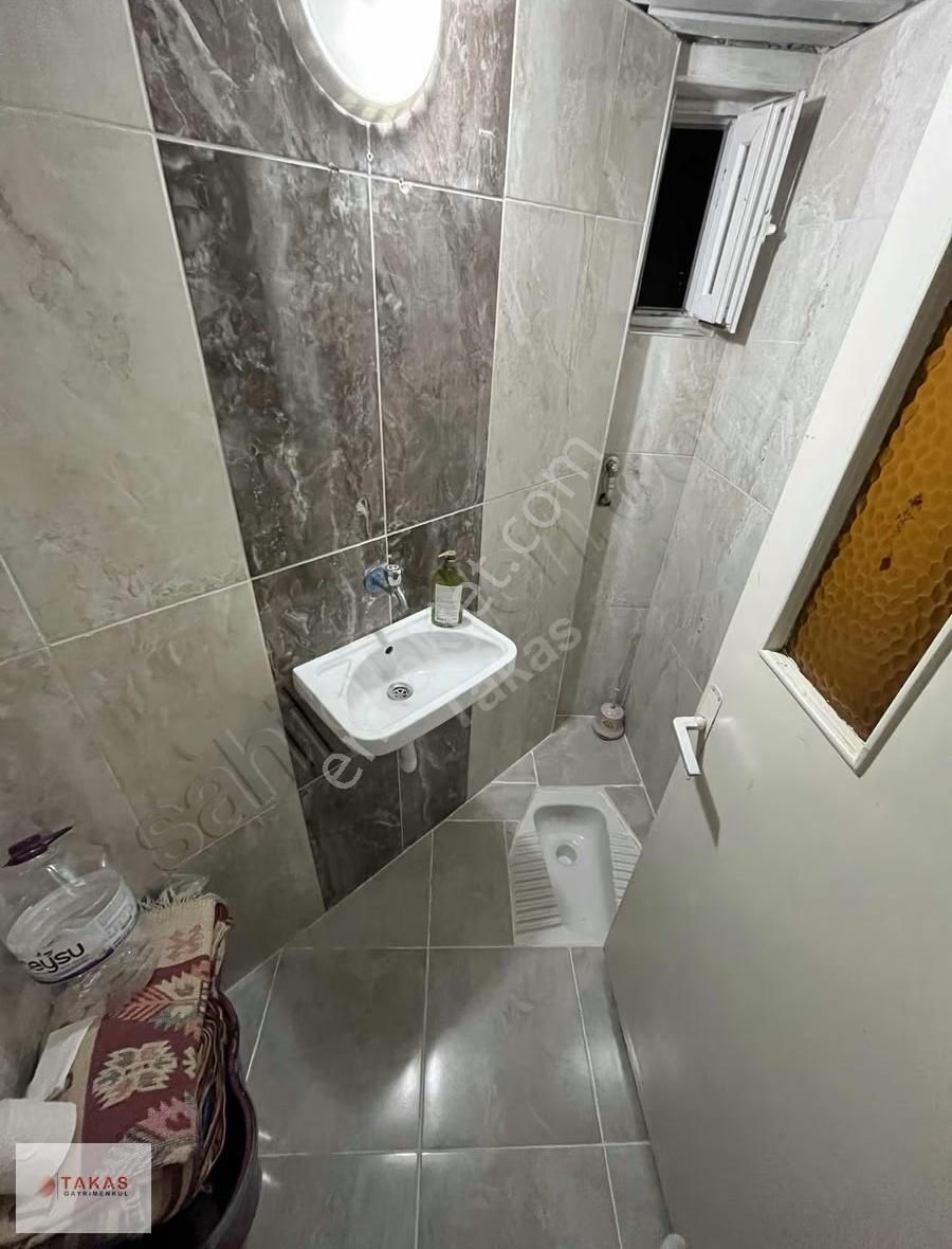 Deniz Manzaralı 3+1 Geniş Katta Site İçinde Satılık Daire - Görsel 8