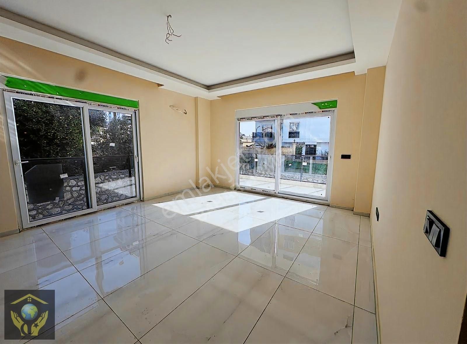 60 M2 Geniş Ferah Çok Acil Satılık Daire Acele Din Son Daire