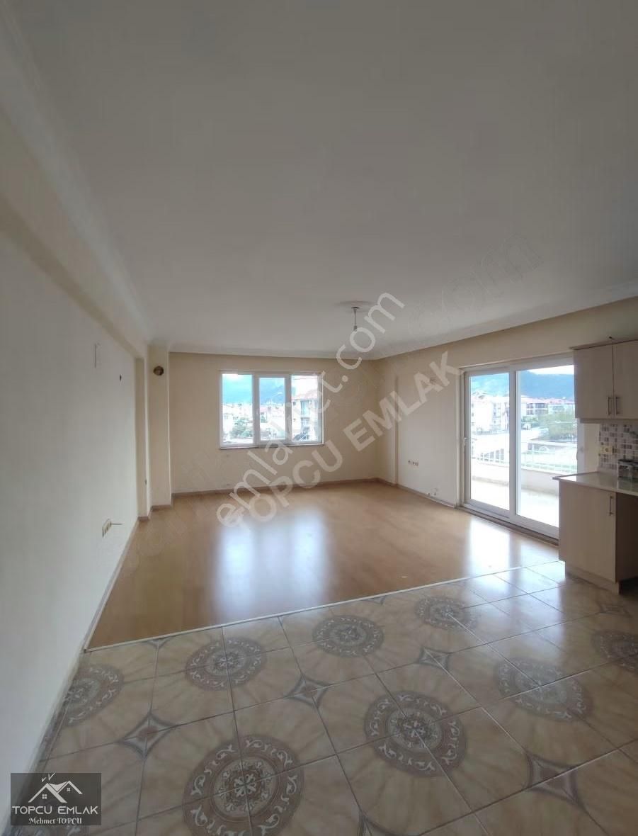 Karaburun Mahallesi'nde Merkeze Yakın Konumda Satılık 3+1 Daire - Görsel 5