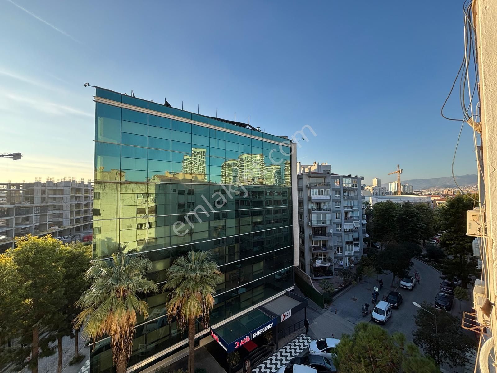 Alsancak Özel Sağlık Karşısı 1+1 Sıfır Eşyalı Kiralık Daire - Görsel 4