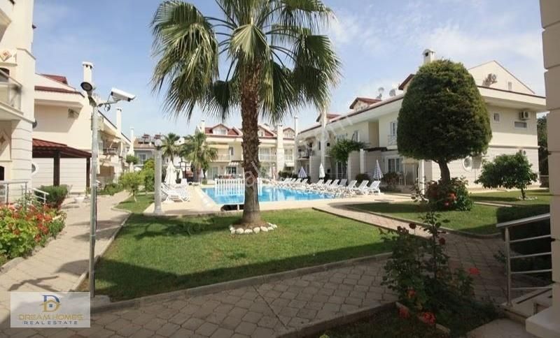 Çalış Plajına 400 Mt. Havuzlu Sitede 2 +1 Satılık Daire - Görsel 4