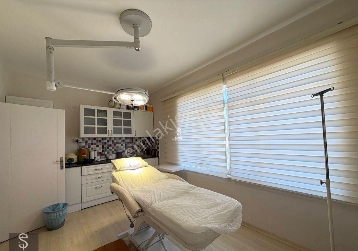 Alanya Saray Atatürk Caddesinde Tabela Cepheli Kiralık 3+1 Ofis - Görsel 13