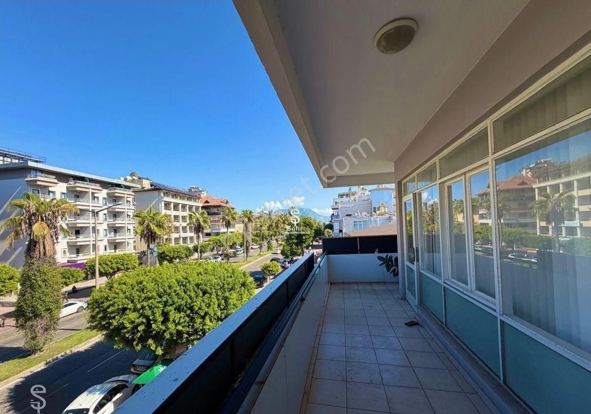 Alanya Saray Atatürk Caddesinde Tabela Cepheli Kiralık 3+1 Ofis - Görsel 5