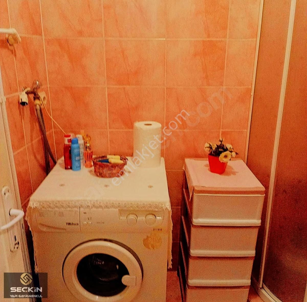 Fatih Hırkai Şerif Te Satılık Yüksek Giriş Daire - Görsel 17