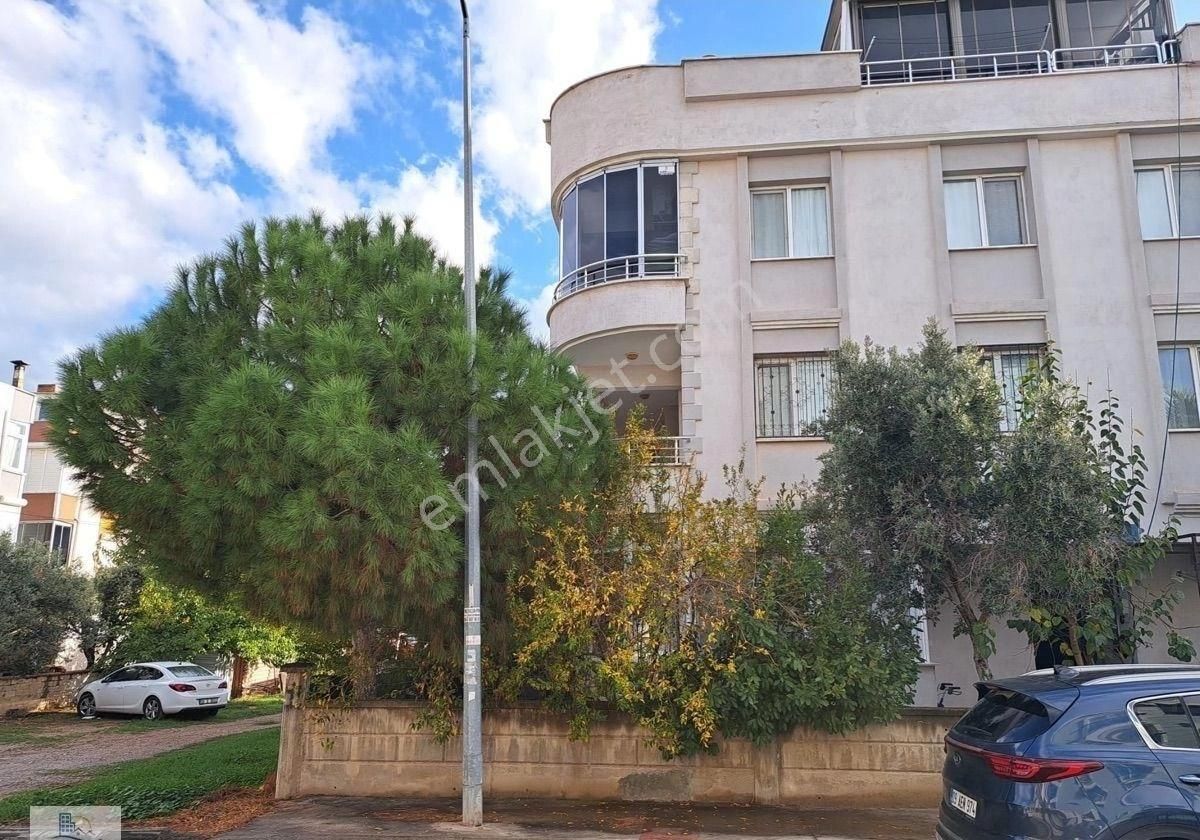 Didim Efeler Mahallesi’nde Pazartesi Pazar Mevkii 2 + 1 Ön Cephe Eşyalı Daire