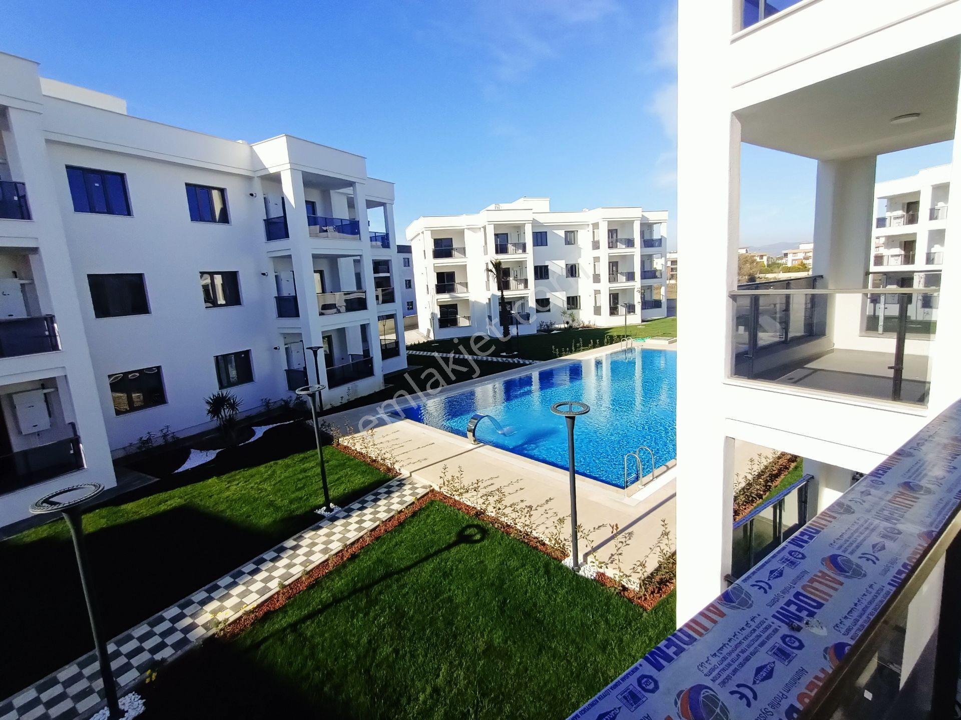 Villalar Bölgesinde Prestijli Site İçerisinde Geniş Balkonlu - Görsel 24