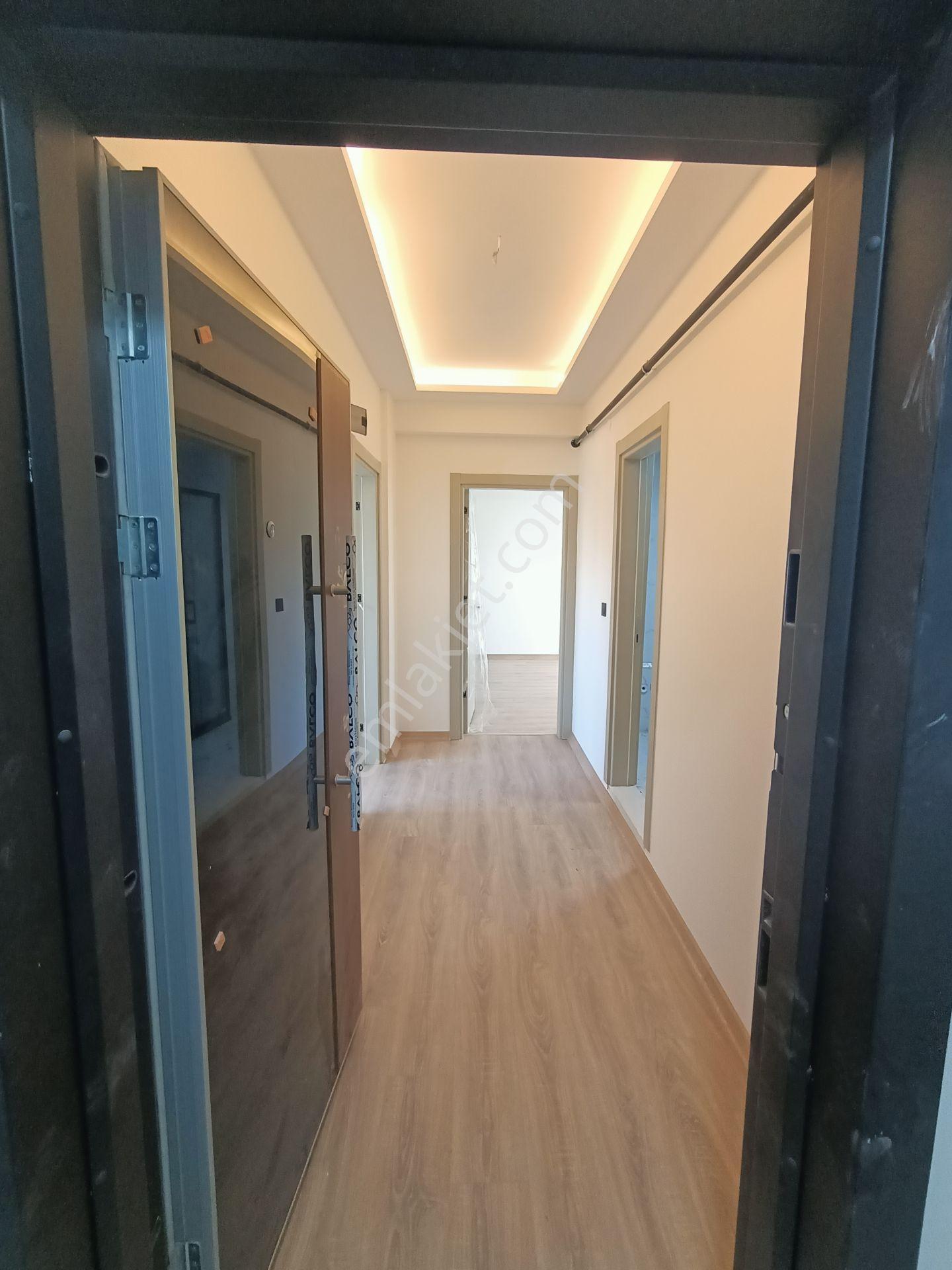 Villalar Bölgesinde Prestijli Site İçerisinde Geniş Balkonlu - Görsel 19