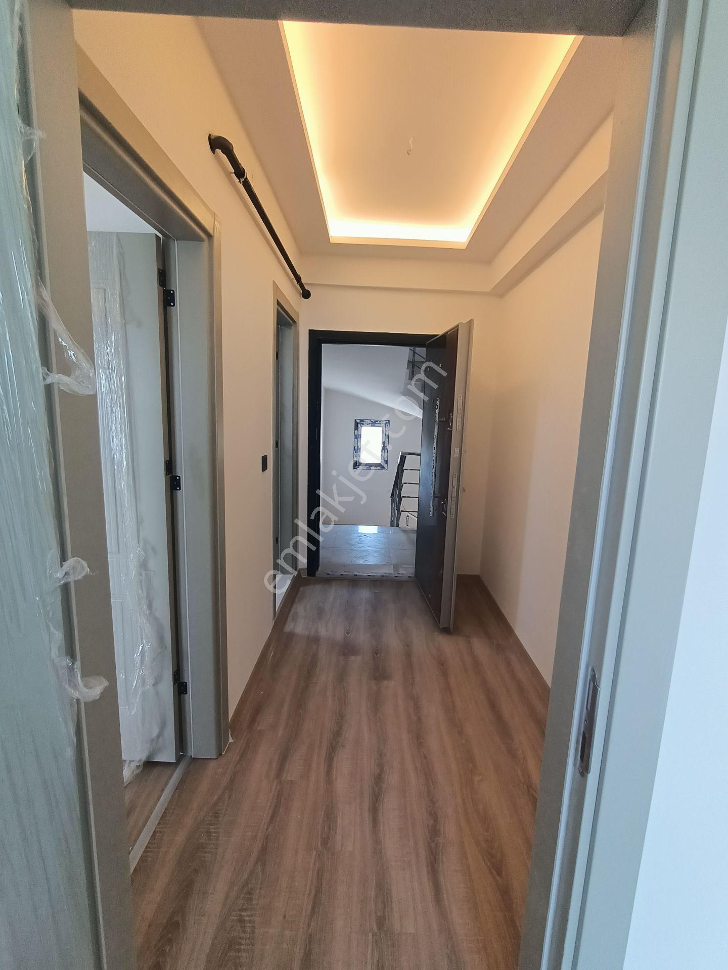 Villalar Bölgesinde Prestijli Site İçerisinde Geniş Balkonlu - Görsel 14
