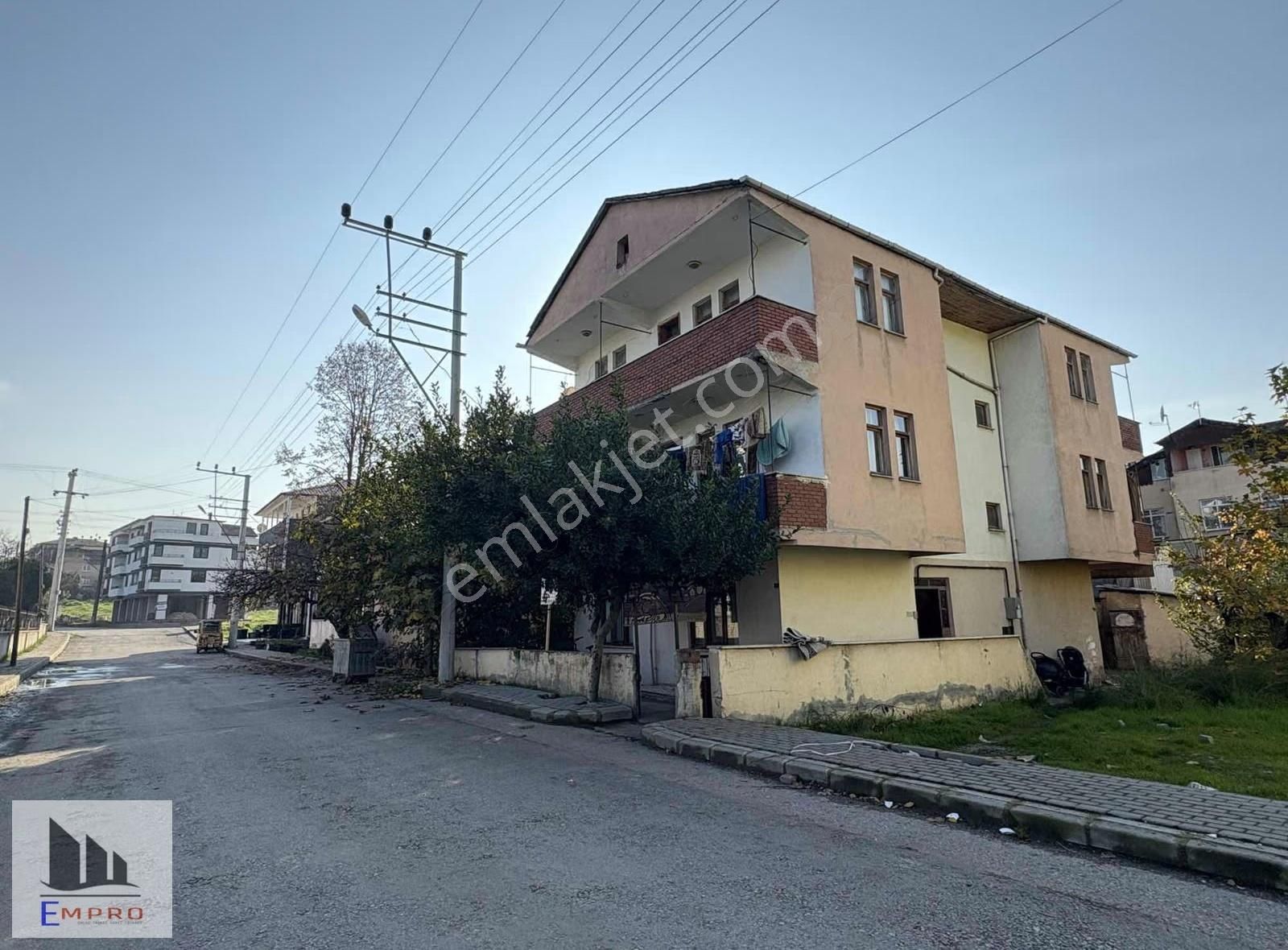 Aşağı Yuvacıkta E-5 Yakınında Ticari +konut İmarlı Ev Ve Arsa - Görsel 13