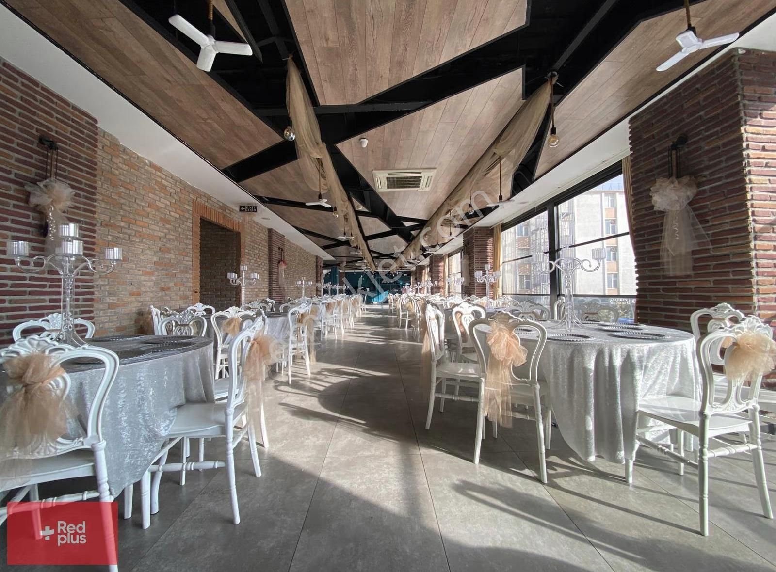 Büyükçekmece Mimarsinan E5 Cepheli Kiralık Dükkan - Görsel 5