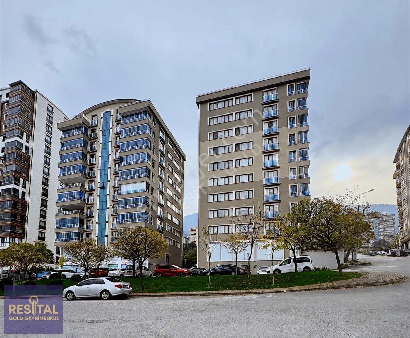 Yıldırım Bağlaraltında 3+1 Geniş Daire