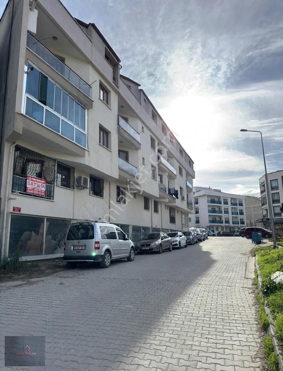 Zeki Emlak'tan Muradiye Su Deposu Civ. 2+1 Kapalı Mutfak Daire - Görsel 2