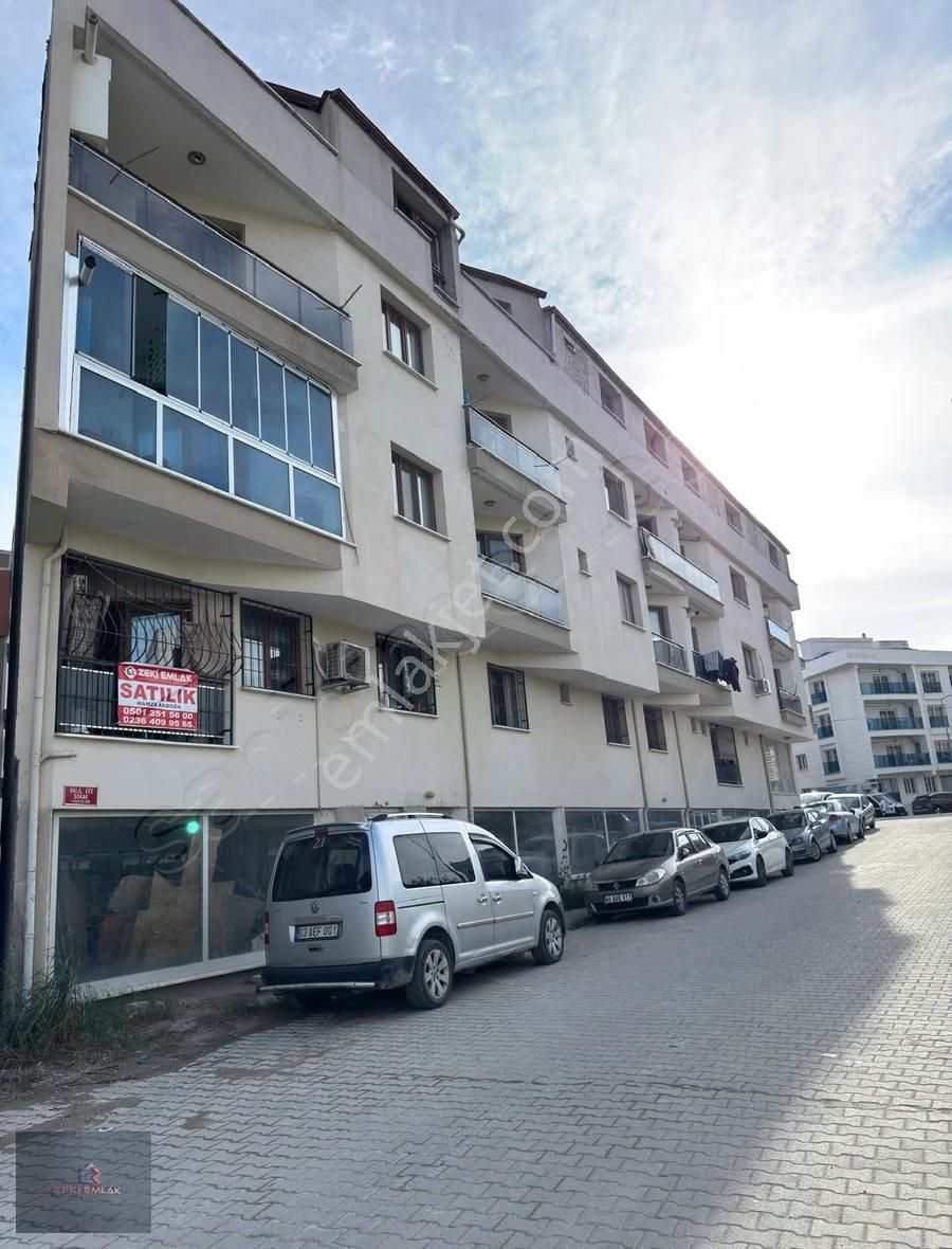 Zeki Emlak'tan Muradiye Su Deposu Civ. 2+1 Kapalı Mutfak Daire