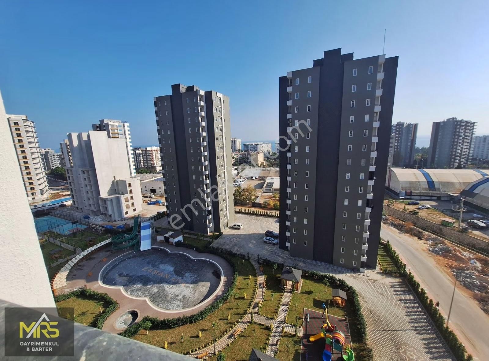 Mrs Gayrimenkulden Aqua Parklı Lüks Sitede 2balkonlu Kiralık 1+1