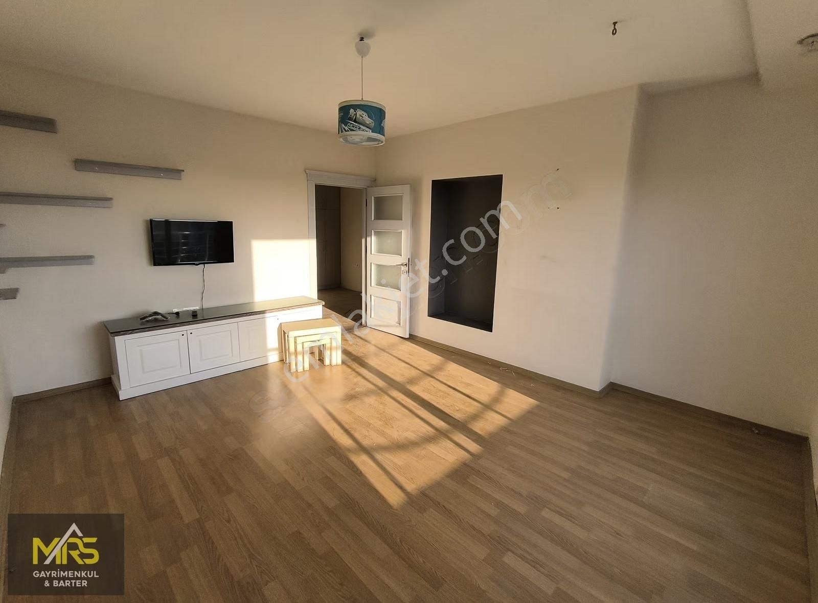 Mrs Gayrimenkulden Yeni Mah. Deniz Manzaralı 3+1 Bğmszmtfk Daire - Görsel 6