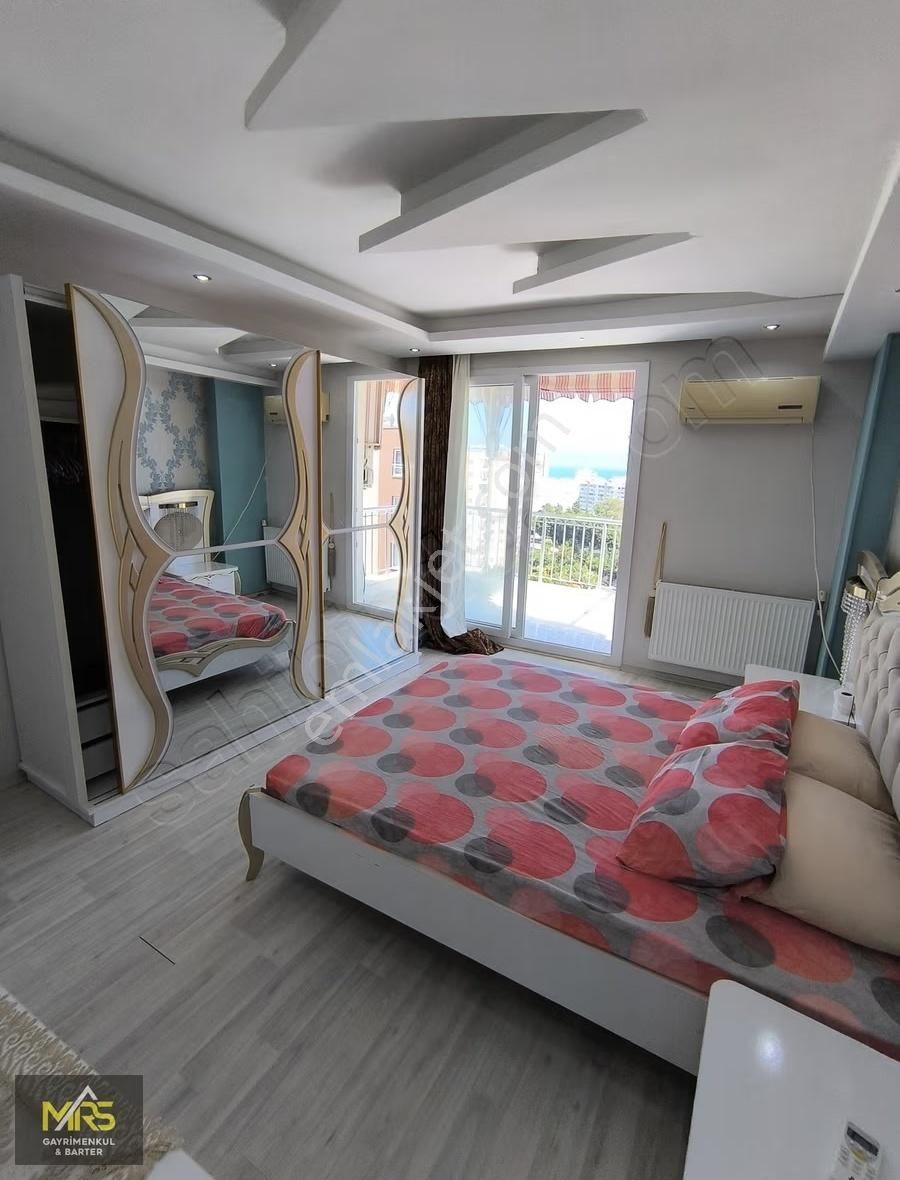 Mrs Gayrimenkulden Mezitli Menderes Mah. 3+1 Havuzlu Site Daire