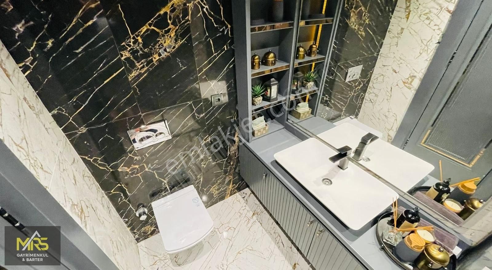 Mrs Gayrimenkulden Mezitlide Deniz Manzaralı 4+1 Arakat Daire - Görsel 22