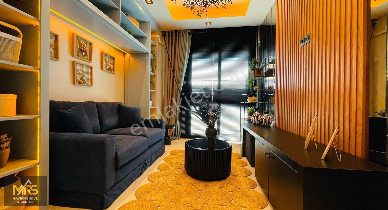 Mrs Gayrimenkulden Mezitlide Deniz Manzaralı 4+1 Arakat Daire - Görsel 3