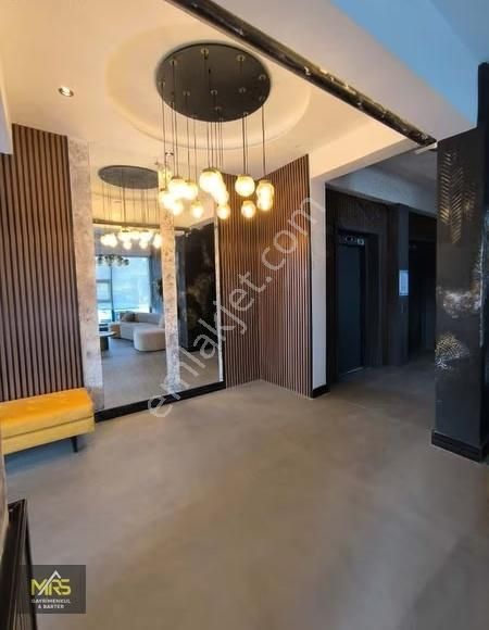 Mrs Gayrimenkulden Mezitlide Deniz Manzaralı 4+1 Arakat Daire - Görsel 20