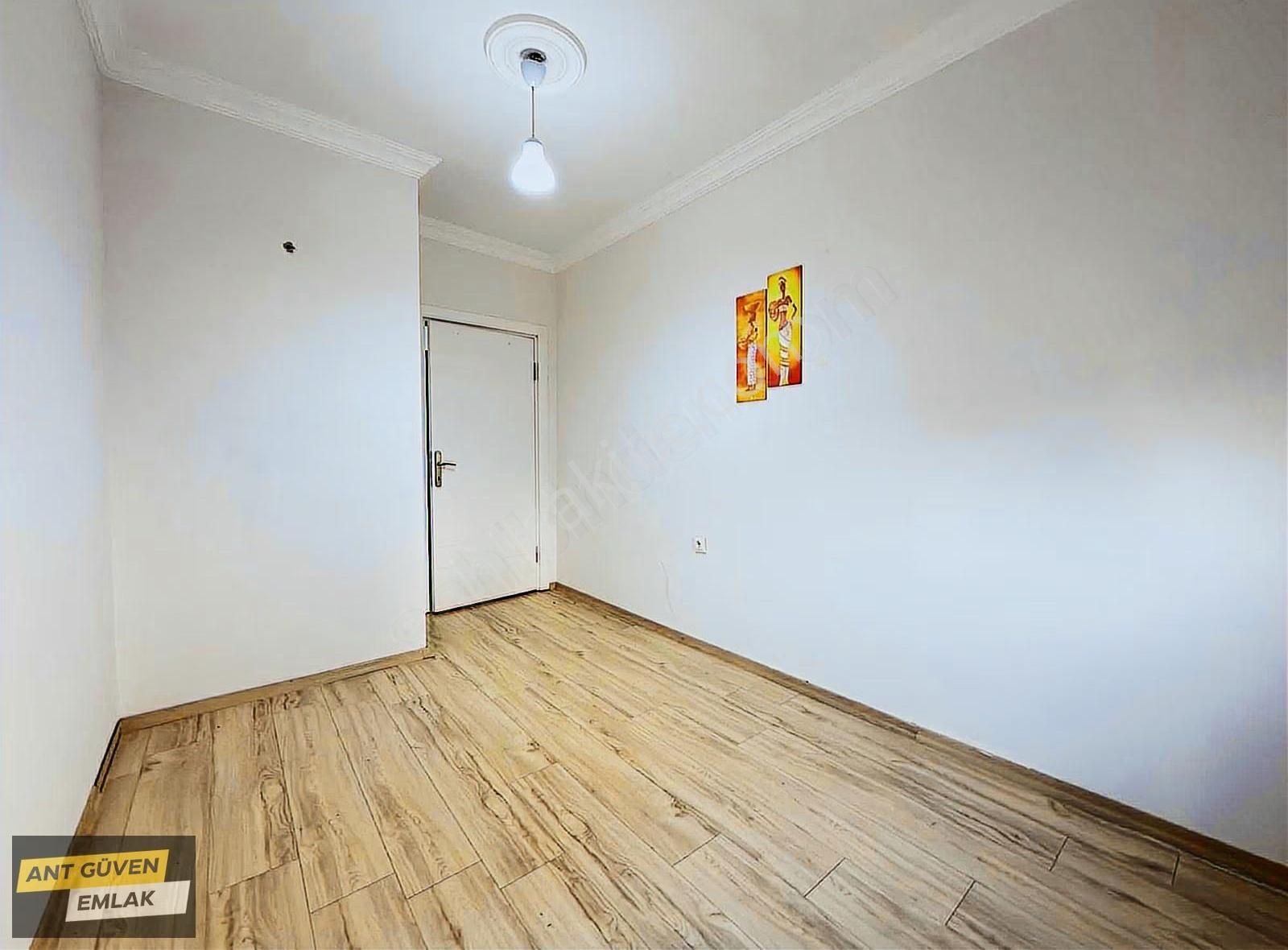 Bahçeyaka Mahallesinde 2+1 Ayrı Mutfaklı Kiralık Daire - Görsel 2