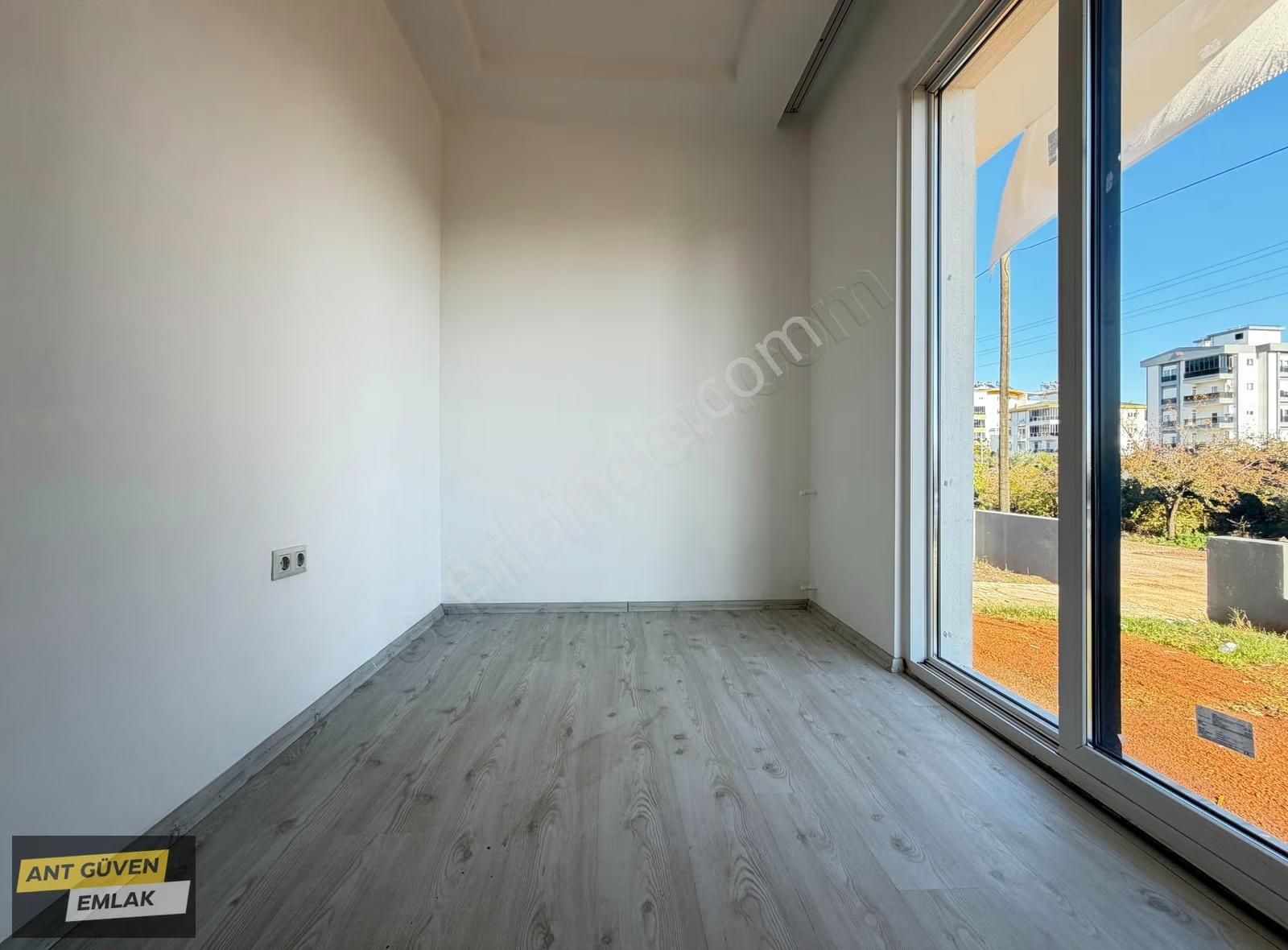 Yeniköy'de Merkezi Konumda 2+1 Havuzlu Site İçi Geniş Daire - Görsel 32