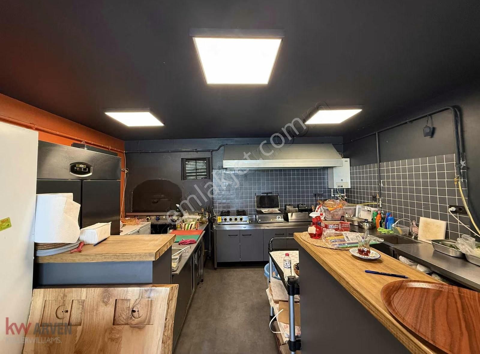 Başiskele Yuvacık Sapağı Devren Satılık İş Yeri - Görsel 9